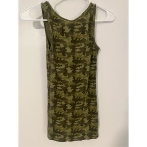 Camo tank top size small